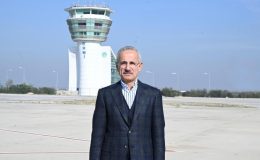 Uçuş trafiği artıyor! Bakan Uraloğlu son verileri paylaştı